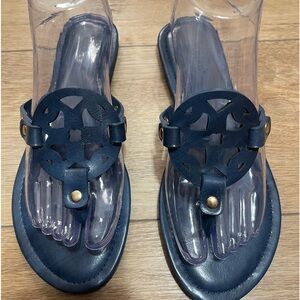 Pierre Dumas womens navy blue sandals size 9 new gold studded model 21040 thong